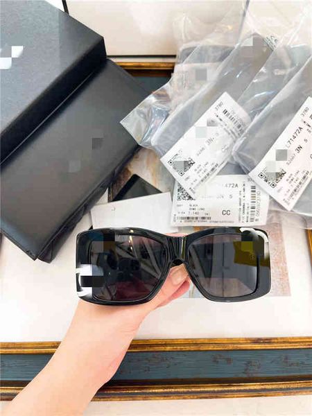 sunglasses super fire small fragrance square sunglasses 71472a net red large standard with the same lens, White;black
sunglasses super fire small fragrance square sunglasses 71472a net red large standard with the same lens, White;black