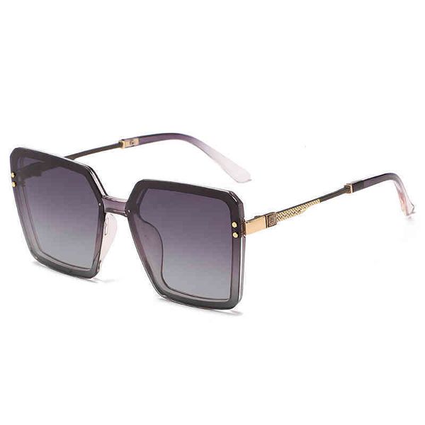 sunglasses women's 2022 ins box polarized uv proof elegant large frame glasses, White;black
sunglasses women's 2022 ins box polarized uv proof elegant large frame glasses, White;black