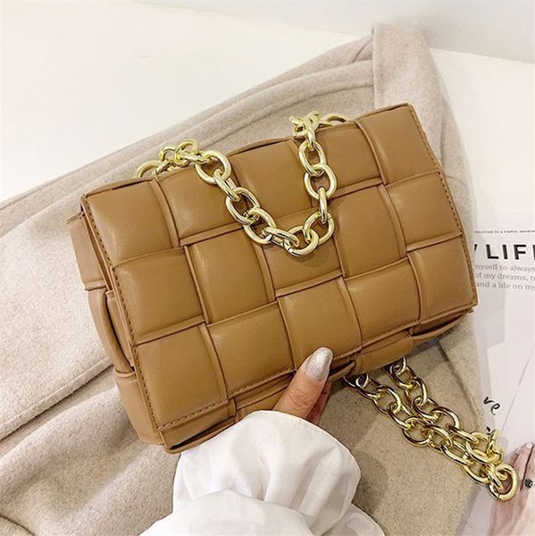 fashion trend all-match woven shoulder crossbody evening bags for women 2022 solid color handbag designer flap chain small square bag
fashion trend all-match woven shoulder crossbody evening bags for women 2022 solid color handbag designer flap chain small square bag