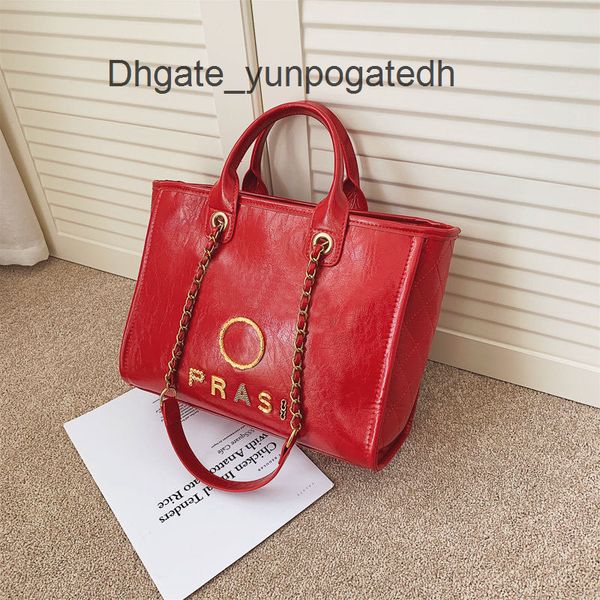 fashion designer luxury handbags women's beach bags brand ch metal badge tote bag small mini evening handbag female capacity large leat, Black;red
fashion designer luxury handbags women's beach bags brand ch metal badge tote bag small mini evening handbag female capacity large leat, Black;red