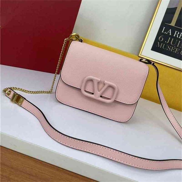 purse women's new palm print single shoulder messenger small square bag versatile leather large capacity handbag
purse women's new palm print single shoulder messenger small square bag versatile leather large capacity handbag