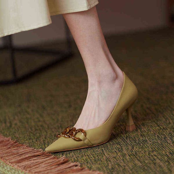 designer women's shoes boots sheep high heels 2022 spring ins metal chain shallow mouth thin heel korean temperament pointed shoes, Black
designer women's shoes boots sheep high heels 2022 spring ins metal chain shallow mouth thin heel korean temperament pointed shoes, Black