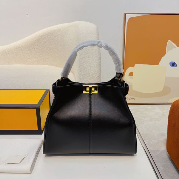 designer bags bag women's new tot 22ss leather medieval large capacity one shoulder underarm portable diagonal shopping
designer bags bag women's new tot 22ss leather medieval large capacity one shoulder underarm portable diagonal shopping