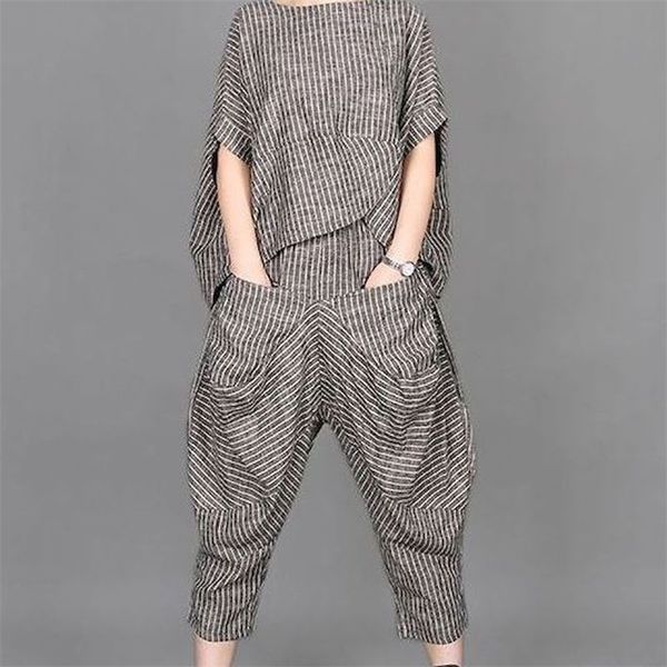 summer women's suits retro art stripe short sleeve t-shirt loose knickerbockers casual pants two piece sets 220321, White
summer women's suits retro art stripe short sleeve t-shirt loose knickerbockers casual pants two piece sets 220321, White