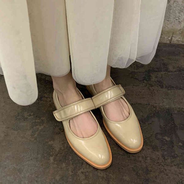 boots french single shoes hepburn style round head shallow flat magic stickers mary jane small leather women's with skirts p29m, Black
boots french single shoes hepburn style round head shallow flat magic stickers mary jane small leather women's with skirts p29m, Black