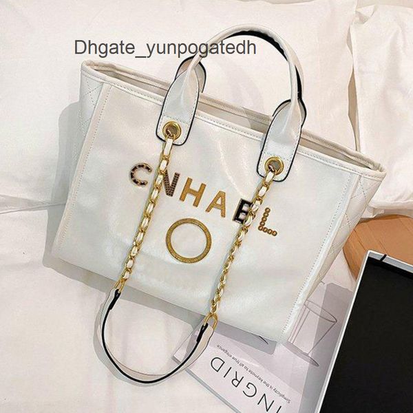 women's fashion luxury handbags beach bags brand ch metal badge tote bag designer small mini evening handbag female capacity large leat, Black;red
women's fashion luxury handbags beach bags brand ch metal badge tote bag designer small mini evening handbag female capacity large leat, Black;red