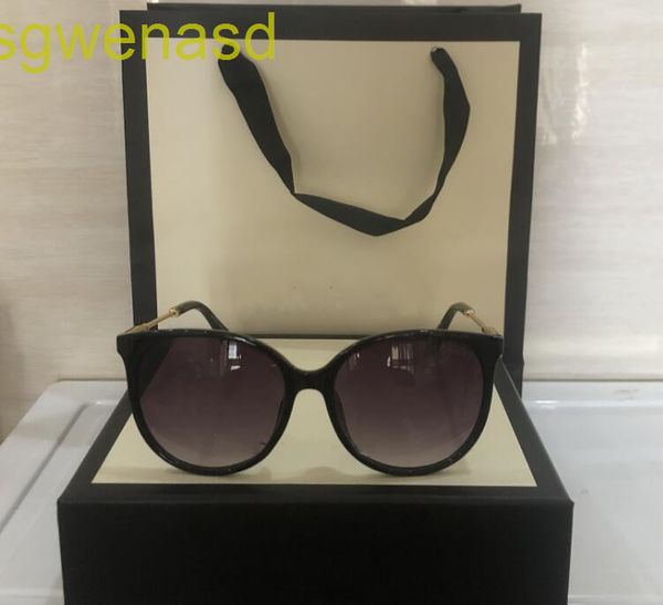 luxury designer sunglasses men eyeglasses outdoor shades pc frame fashion classic lady sun glasses mirrors for women, White;black
luxury designer sunglasses men eyeglasses outdoor shades pc frame fashion classic lady sun glasses mirrors for women, White;black
