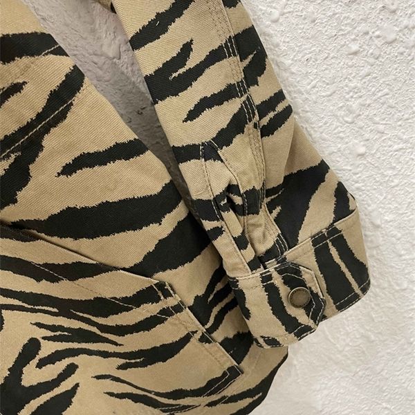 women jackets tiger stripes singlebreasted back letters printed coat l220815, Black;brown
women jackets tiger stripes singlebreasted back letters printed coat l220815, Black;brown