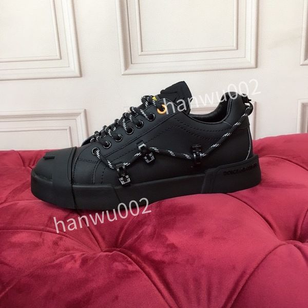 2022 calfskin leather sneaker women casual shoes white gold embossed deep blue printed luxury womens sneakers, Black
2022 calfskin leather sneaker women casual shoes white gold embossed deep blue printed luxury womens sneakers, Black