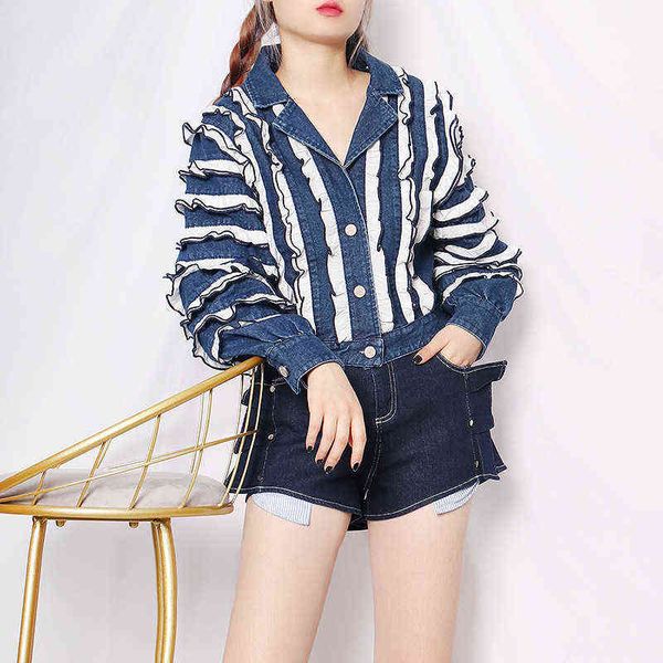 korean blue titching denim jacket autumn new cake fungus lace stitching suit collar denim jacket short l220714, Black;brown
korean blue titching denim jacket autumn new cake fungus lace stitching suit collar denim jacket short l220714, Black;brown