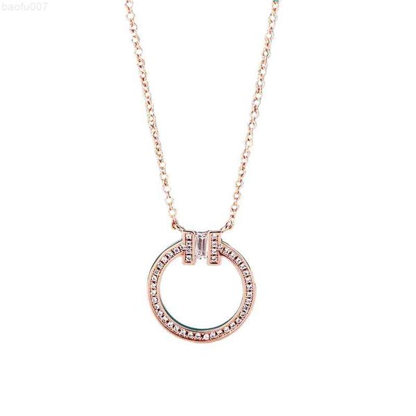 love female t ring pendant with diamonds necklace s925 sterling silver necklace light luxury niche design necklace valentine's day birt
love female t ring pendant with diamonds necklace s925 sterling silver necklace light luxury niche design necklace valentine's day birt