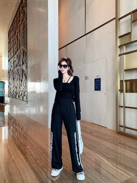 women's pants & capris designer aw22 early spring new heavy industry straight pants with side buttons and black-and-white color matchin, Black;white
women's pants & capris designer aw22 early spring new heavy industry straight pants with side buttons and black-and-white color matchin, Black;white