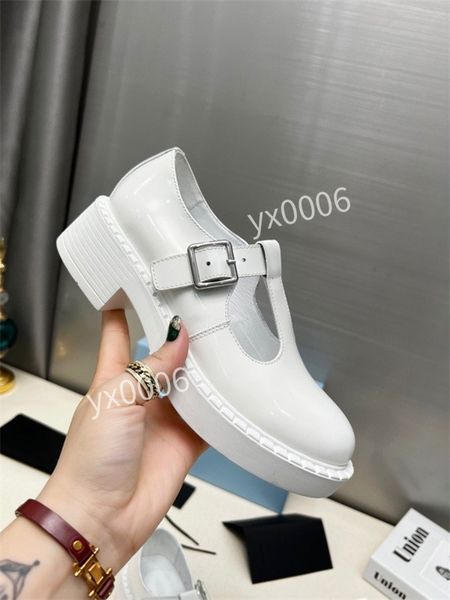 womens sandals leather chain sandals women slippers quilted platform summer beach slipper, Black
womens sandals leather chain sandals women slippers quilted platform summer beach slipper, Black