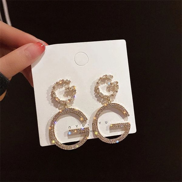 2022 european and american luxury exquisite letter g pendant dangle & chandelier ladies crystal large pendant earrings wedding jewelry a282, Silver
2022 european and american luxury exquisite letter g pendant dangle & chandelier ladies crystal large pendant earrings wedding jewelry a282, Silver