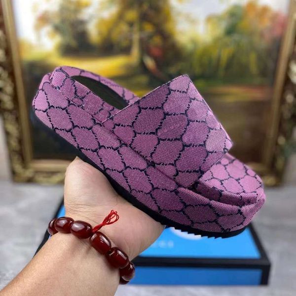 designer women platform slippers fashion foam rubber sandals colorful printed lambskin slipper summer outdoor beach brushed leather sandals, Black
designer women platform slippers fashion foam rubber sandals colorful printed lambskin slipper summer outdoor beach brushed leather sandals, Black