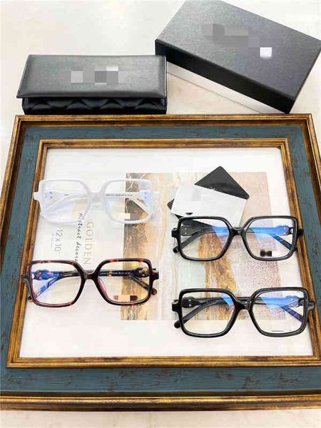 sunglasses ss product small fragrance ch34 square plain net red the same model can be equipped with myopia frame female, White;black
sunglasses ss product small fragrance ch34 square plain net red the same model can be equipped with myopia frame female, White;black
