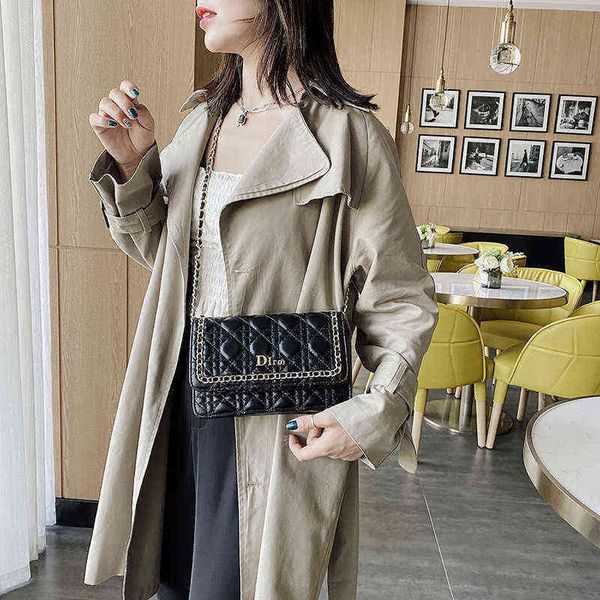 factory outlet deals 2022 spring and summer new one shoulder manual bag female rhombic lattice embroidery thread fashion texture small squar
factory outlet deals 2022 spring and summer new one shoulder manual bag female rhombic lattice embroidery thread fashion texture small squar