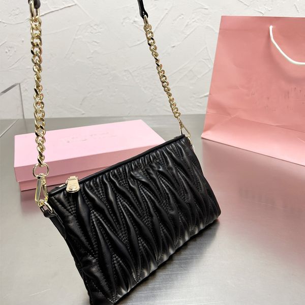 pleated crossbody bag pouch genuine leather clutch black metal chain should strap women shoulder bags knitting envelope pouches
pleated crossbody bag pouch genuine leather clutch black metal chain should strap women shoulder bags knitting envelope pouches