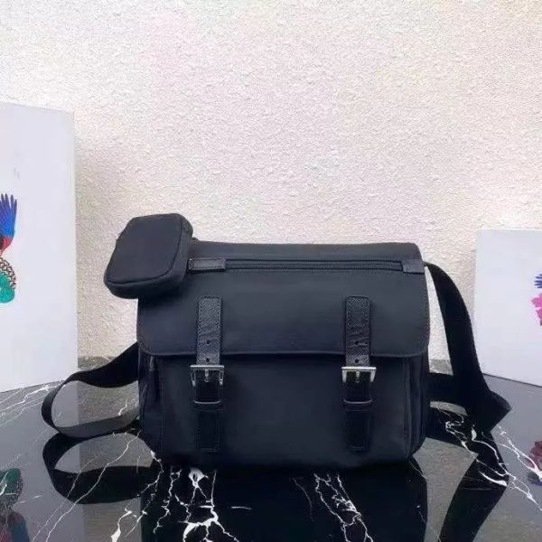 men messenger bag designer crossbody bags dicky0750 boutique classic cross body satchel canvas shoulder parachute fabric man purse high capa
men messenger bag designer crossbody bags dicky0750 boutique classic cross body satchel canvas shoulder parachute fabric man purse high capa
