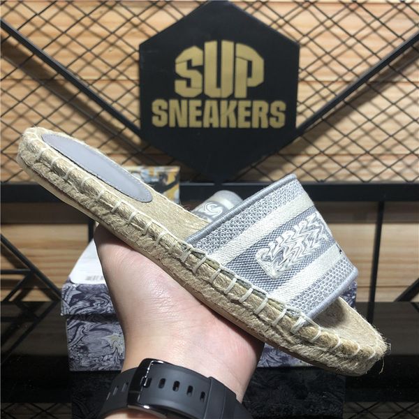 luxury woman straw designer sandal summer fashion pantoufle ladys flat espadrilles sandals beach sliders womens soft outdoors loafers non-sl, Black
luxury woman straw designer sandal summer fashion pantoufle ladys flat espadrilles sandals beach sliders womens soft outdoors loafers non-sl, Black