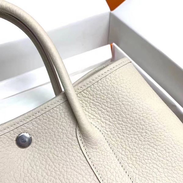 h garden famous handbag 7a party totes women luxury designers bags 2023 larger size crossbody purse cowhide learther checker plaid with orig
h garden famous handbag 7a party totes women luxury designers bags 2023 larger size crossbody purse cowhide learther checker plaid with orig
