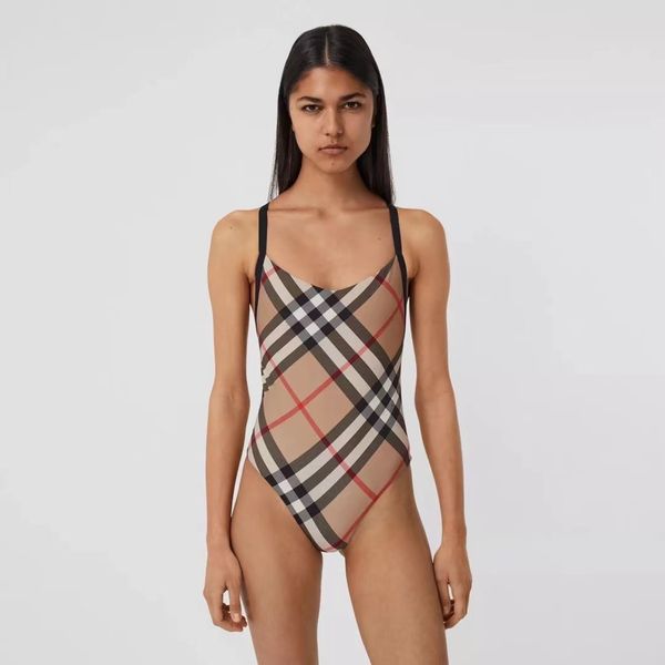 new backless one-piece swimsuit women bikini with two colors red and black swimwear summer beach swim suit size s-xl.#1122, White;black
new backless one-piece swimsuit women bikini with two colors red and black swimwear summer beach swim suit size s-xl.#1122, White;black