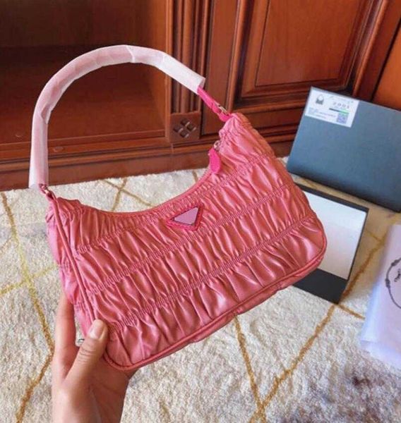 2022 designer hobo shoulder bag for womenmessenger promotion chest pack lady tote chains handbags presbyopic purse bags vintage
2022 designer hobo shoulder bag for womenmessenger promotion chest pack lady tote chains handbags presbyopic purse bags vintage