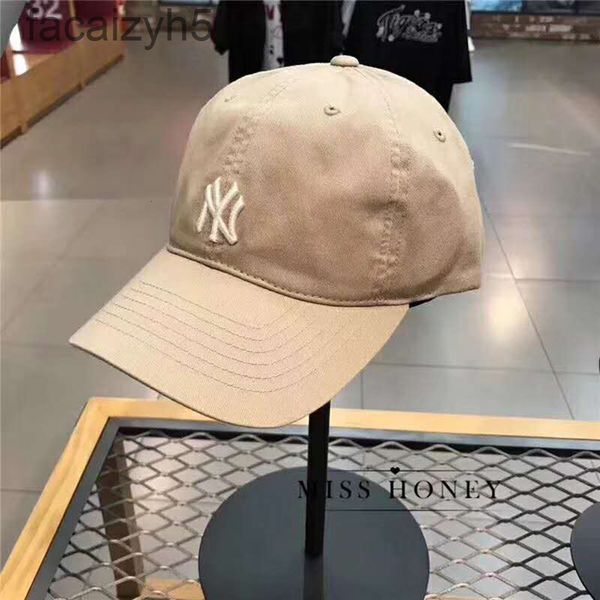 ball caps designer korean duck tongue cap baseball cap male and female student spring summer sun hat soft small label khaki, Blue;gray
ball caps designer korean duck tongue cap baseball cap male and female student spring summer sun hat soft small label khaki, Blue;gray