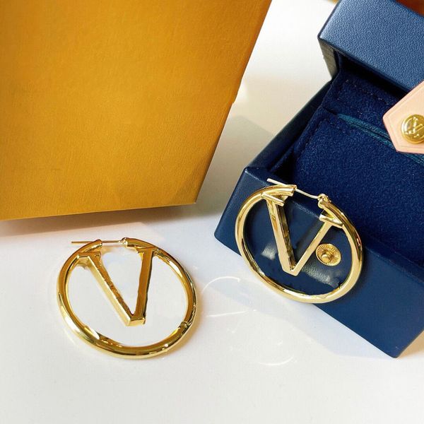designer earring necklace 18k big gold hoop earrings classic design a fashion gift for friends jewelry valentine's day engagement for b, Silver
designer earring necklace 18k big gold hoop earrings classic design a fashion gift for friends jewelry valentine's day engagement for b, Silver
