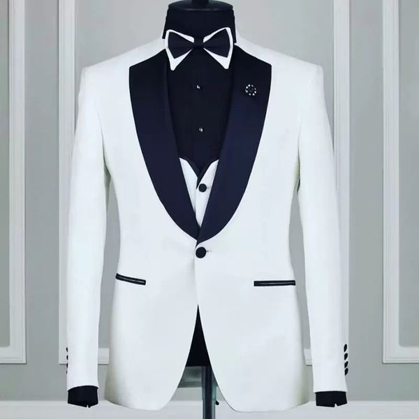 business men wedding tuxedos party suits 3piece jacket pants vest peaked lapel one button custom made, Black;gray
business men wedding tuxedos party suits 3piece jacket pants vest peaked lapel one button custom made, Black;gray