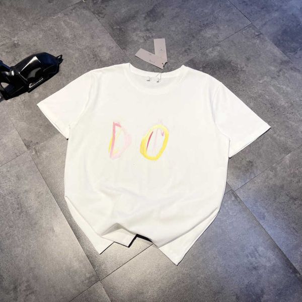 men's t-shirts 22 spring and summer new d family men's and women's same couple's round neck cotton printed letter t-shir, White;black
men's t-shirts 22 spring and summer new d family men's and women's same couple's round neck cotton printed letter t-shir, White;black