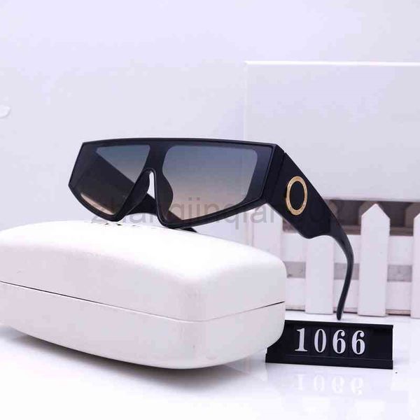 gg designer medussa sunglasses cycle luxurious fashion men's and women's street shooting travel fashion vintage versage cc sunglas, White;black
gg designer medussa sunglasses cycle luxurious fashion men's and women's street shooting travel fashion vintage versage cc sunglas, White;black