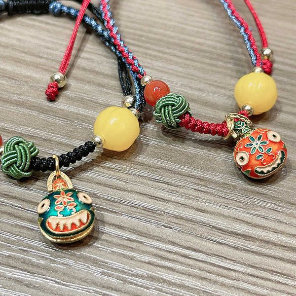 chinese style gold swallowing beast couple red rope charm bracelets ins retro niche design woven girlfriends hand ornaments, Golden;silver
chinese style gold swallowing beast couple red rope charm bracelets ins retro niche design woven girlfriends hand ornaments, Golden;silver