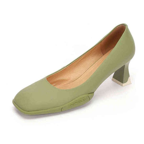 2022 spring and autumn leather single shoes women's medium thick heel solid color light mouth work shoes, Black
2022 spring and autumn leather single shoes women's medium thick heel solid color light mouth work shoes, Black