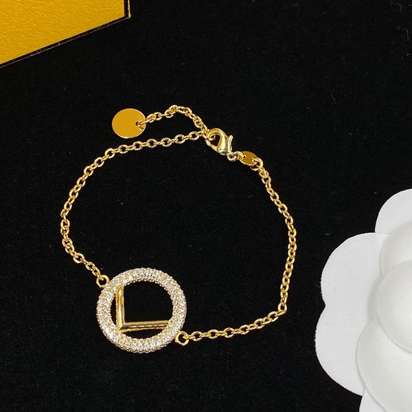 womens gold bracelets designer letter diamonds bracelet men chain bracelet for women fashion golden jewelry mens chin bracelets 2207222d, Golden;silver
womens gold bracelets designer letter diamonds bracelet men chain bracelet for women fashion golden jewelry mens chin bracelets 2207222d, Golden;silver