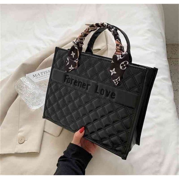 70% factory online sale handbag summer commuting bag large capacity fashionable style tote bag hawl
70% factory online sale handbag summer commuting bag large capacity fashionable style tote bag hawl