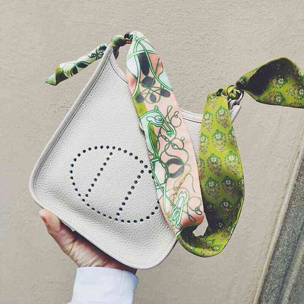 new designer hollowed evelyn herme bags out bucket bag layer cowhide evelyn litchi pattern
new designer hollowed evelyn herme bags out bucket bag layer cowhide evelyn litchi pattern