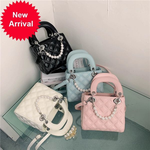 tide brand wholesale princess dai small pearl lattice embroidered thread single style messenger women's fashion trend shoulder crossbod
tide brand wholesale princess dai small pearl lattice embroidered thread single style messenger women's fashion trend shoulder crossbod