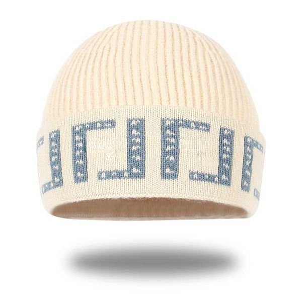 snapbacks fashion knitted caps men's outdoor warm cold hat women's letter jacquard wool pullover hat autumn and winter, Black;white
snapbacks fashion knitted caps men's outdoor warm cold hat women's letter jacquard wool pullover hat autumn and winter, Black;white
