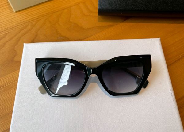 cat eye sunglasses check black grey shaded womens sun glasses sonnenbrile with box, White;black
cat eye sunglasses check black grey shaded womens sun glasses sonnenbrile with box, White;black