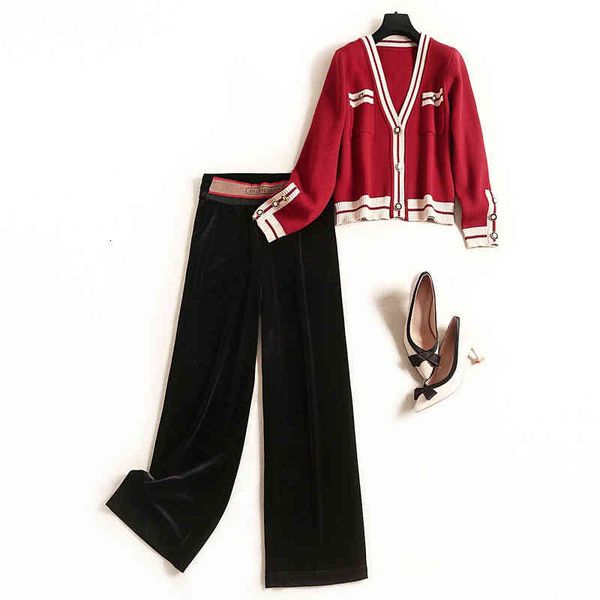 two piece dress light luxury order high-end label cutting tail goods discount large spring and autumn sweater wide leg, White
two piece dress light luxury order high-end label cutting tail goods discount large spring and autumn sweater wide leg, White