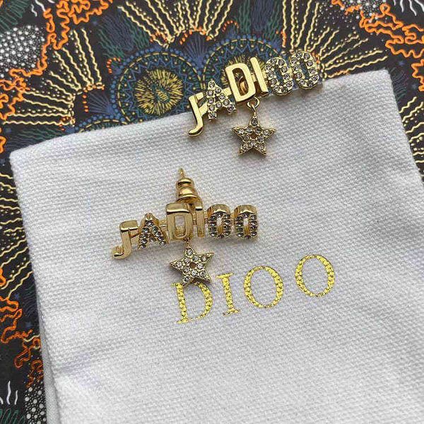 fine diamond inlaid letter star earrings fashion simple and versatile star earrings ear style, Golden
fine diamond inlaid letter star earrings fashion simple and versatile star earrings ear style, Golden