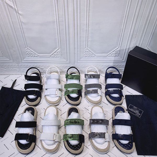 luxury designer slipper summer man woman velcro pantoufle foam runner dad sandales slippers, Black
luxury designer slipper summer man woman velcro pantoufle foam runner dad sandales slippers, Black