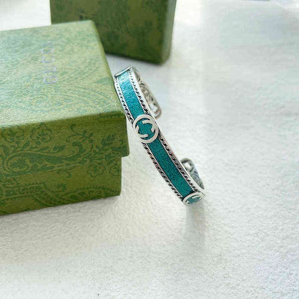 silver green enamel bracelet with woven piping and interlocking used hand jewelry fashion couple, Black
silver green enamel bracelet with woven piping and interlocking used hand jewelry fashion couple, Black