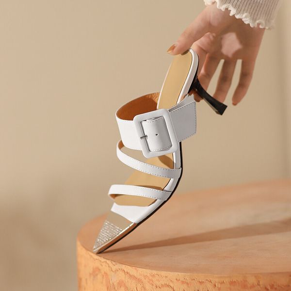 new summer women sandals rhinestone metal high heels 7cm formal shoes black white patent leather shoes genuine leather size 34-40
new summer women sandals rhinestone metal high heels 7cm formal shoes black white patent leather shoes genuine leather size 34-40