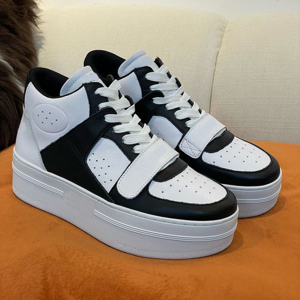 sandals designer classic men's and women's casual shoes swamp oreo natural classic black white platform high-sneakers
sandals designer classic men's and women's casual shoes swamp oreo natural classic black white platform high-sneakers