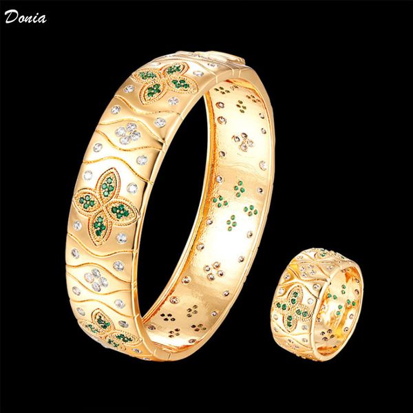 donia jewelry luxury bangle four-leaf flower exaggerated titanium steel micro-inlaid zircon european and american fashion designer gift, Black
donia jewelry luxury bangle four-leaf flower exaggerated titanium steel micro-inlaid zircon european and american fashion designer gift, Black