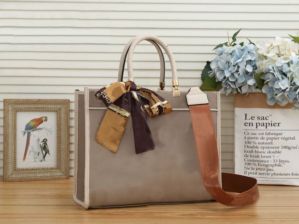 hh wild at heart series shopping bag totes onthego genuine leather handbags with strap silk scarf women's shoulder crossbody bags messe
hh wild at heart series shopping bag totes onthego genuine leather handbags with strap silk scarf women's shoulder crossbody bags messe
