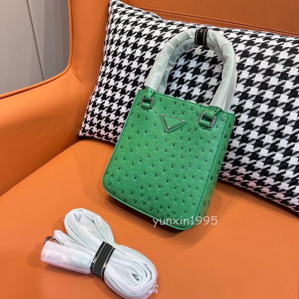 luxurys designers bags women shoulder bag handbag classic leisure simple solid color handbags fashion lady wallet leather messenger purse 6
luxurys designers bags women shoulder bag handbag classic leisure simple solid color handbags fashion lady wallet leather messenger purse 6