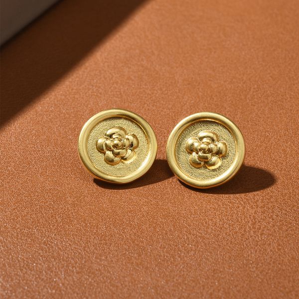 french medieval camellia disc stud earrings brass gold plated button gold coin 925 silver pin high fashion jewelry gift, Golden;silver
french medieval camellia disc stud earrings brass gold plated button gold coin 925 silver pin high fashion jewelry gift, Golden;silver